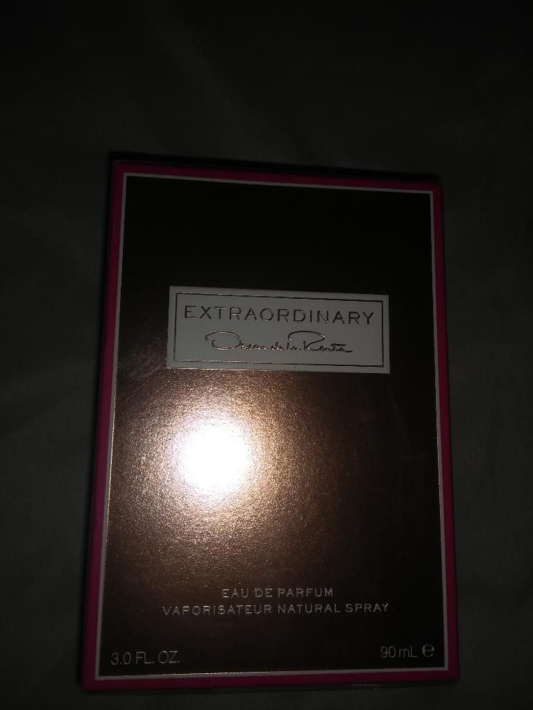 Perfume Extraordinary Oscar de La Renta