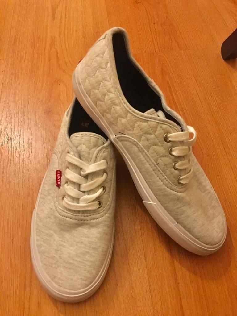 Zapatilla levis plomo original