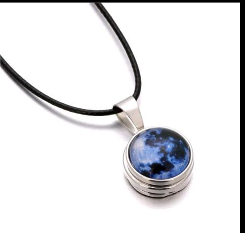 Collar Luna,fosforescente,cosmos,regalo,unisex,fiesta,noche