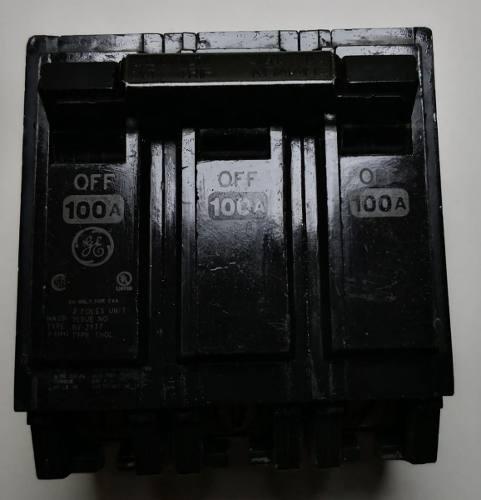 Interruptor Termomagnetico Ge 3x 100a Tipo Engrampe
