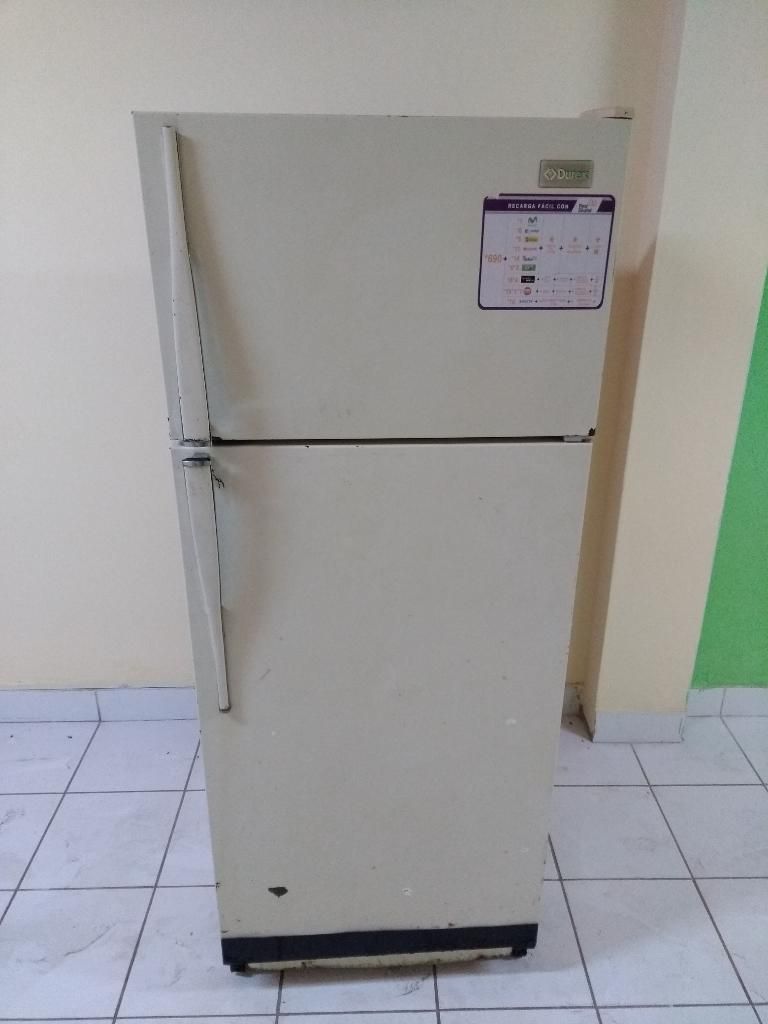 Refrigeradora Congeladora Vertical