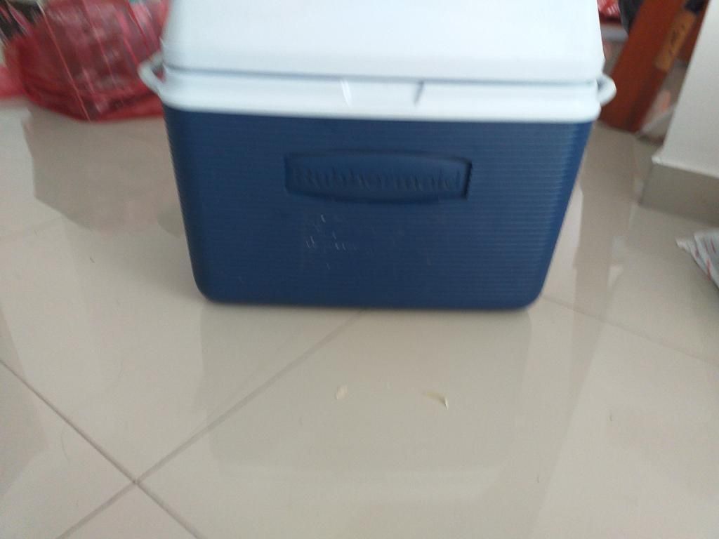 Vendo Cooler Grande Casi Nuevo.