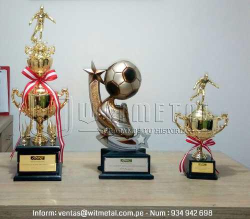 Trofeos Y Copas De #futbol + Placa Personalizada #deporte