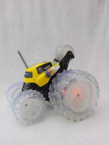 Carro A Control Remoto, Loco Gira Como Trompo Con Luces