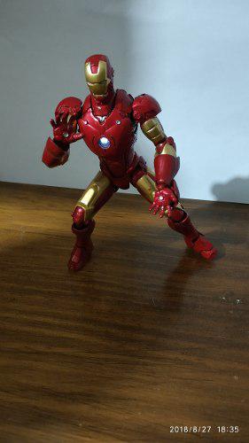 Figura De Acción Iron Man Mark Iii Full Articulable
