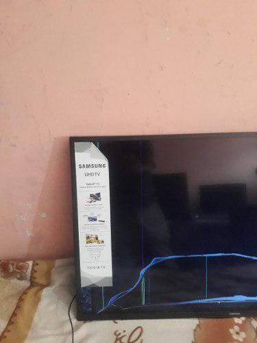 Tv Samsung Uhd Un40ku6000g - Pantalla Rota
