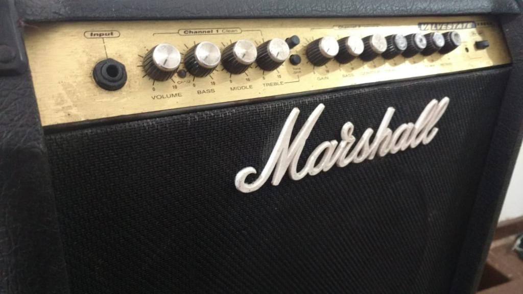 Vendo Amplificador de Guitarra Marshall