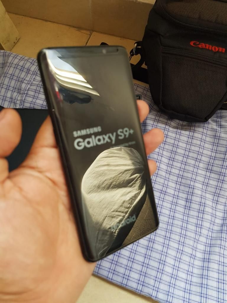 Se Vende O Cambia Samsung S9 Plus Negro