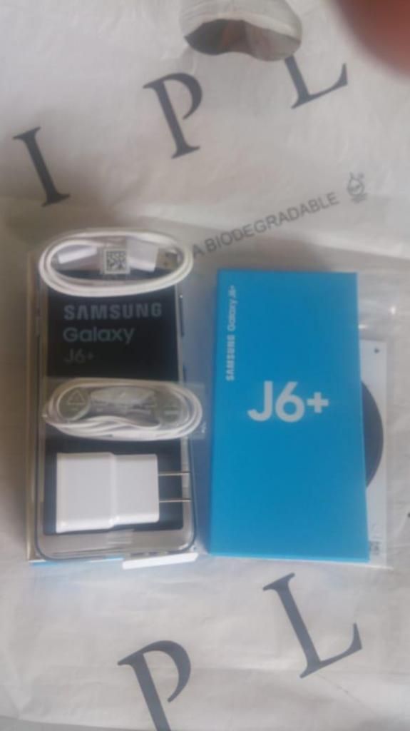 Accesorios Originales nuevos Samsung J6