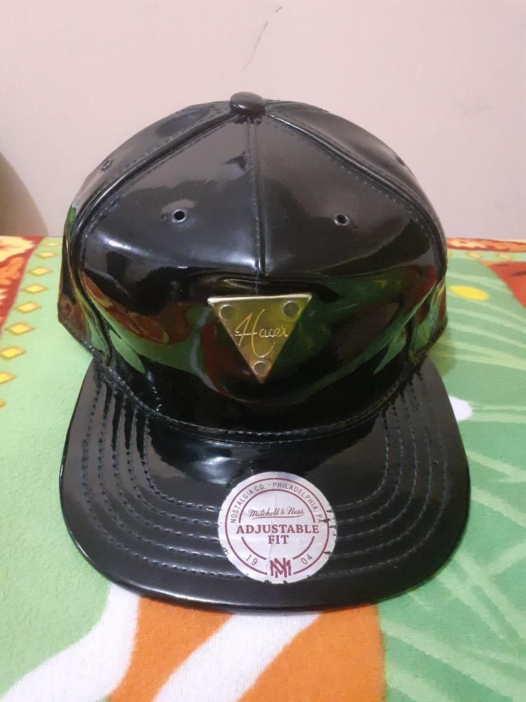 Gorra de Cuero