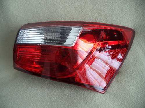 Faro Posterior Kia Rio Sedan 2012 A 2015 Chino Derecho