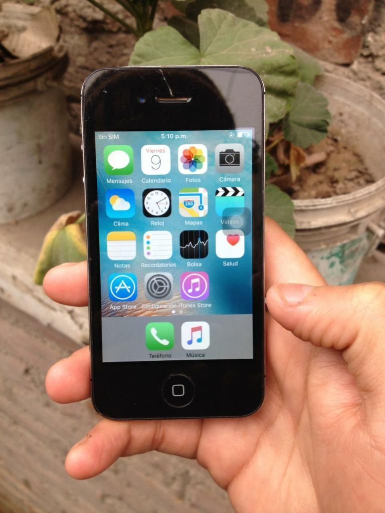 Vendo iPhone 4 S Libre de Cuenta Icloud