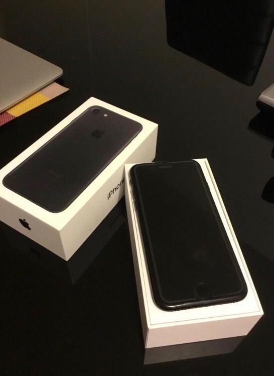 iPhone 7 32Gb en Caja
