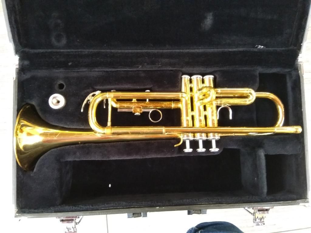 Trompeta Yamaha, Ytr-, Usada