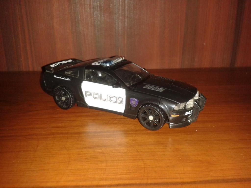 Transformers ROTF Deluxe Class Barricade