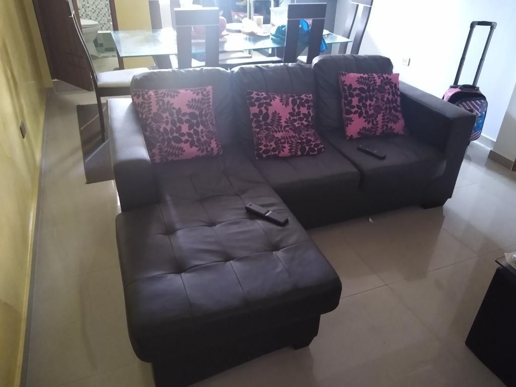 Vendo Muebles Em Cuerina Color Marron