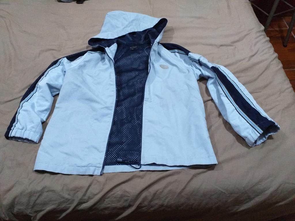 Casaca Impermeable Talla 12 Remato