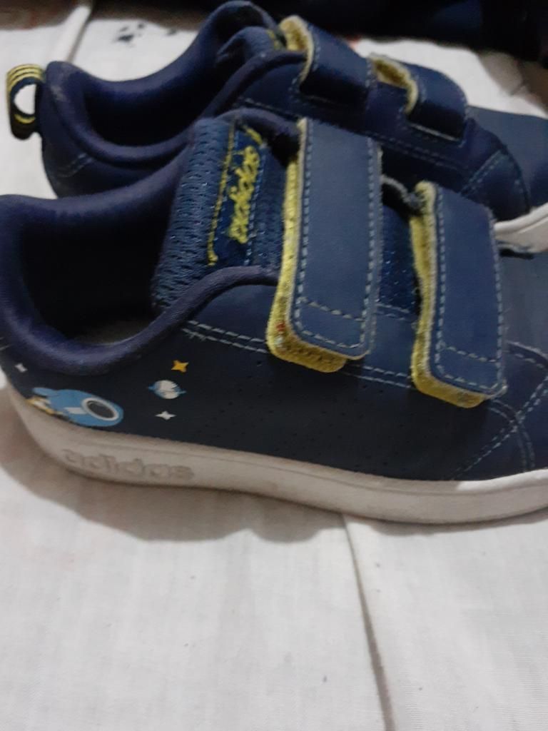 Zapatillas Adidas Niño T26