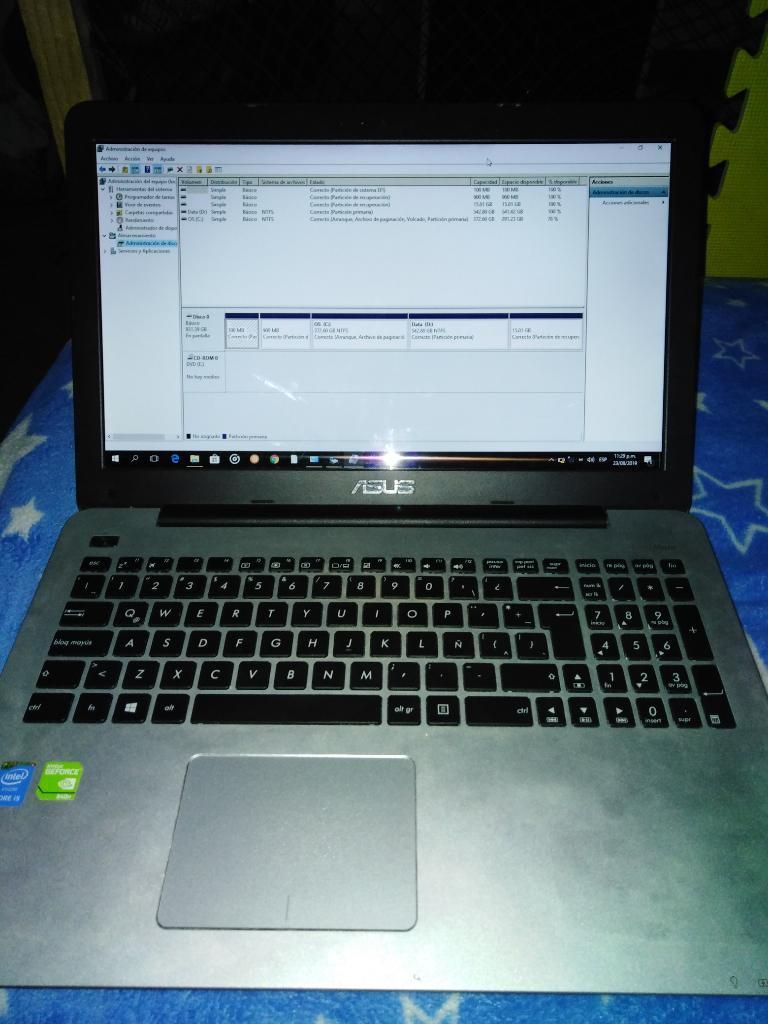 Laptop Asus Intel Core I5 _ 6gb Ram