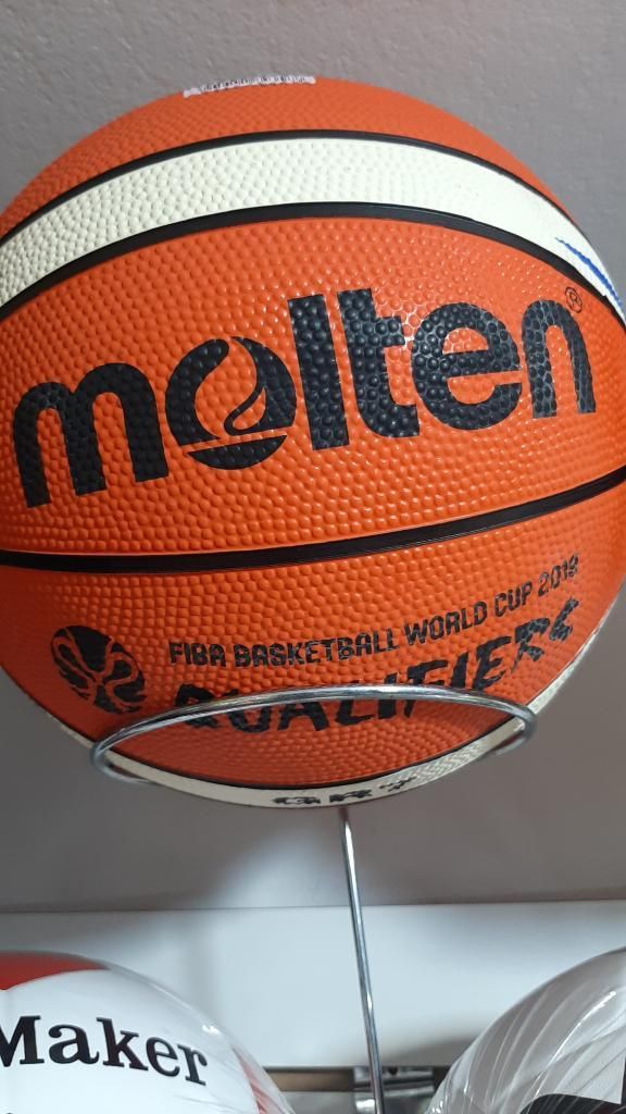 Balon Basketball Molten Mod Gr7
