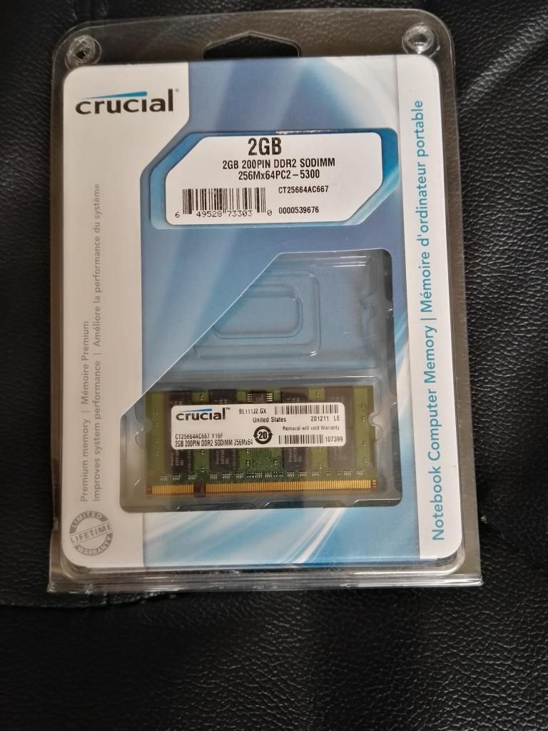 Se vende memoria Ram Marca Crucial de 2gb DDRMx64 PC2
