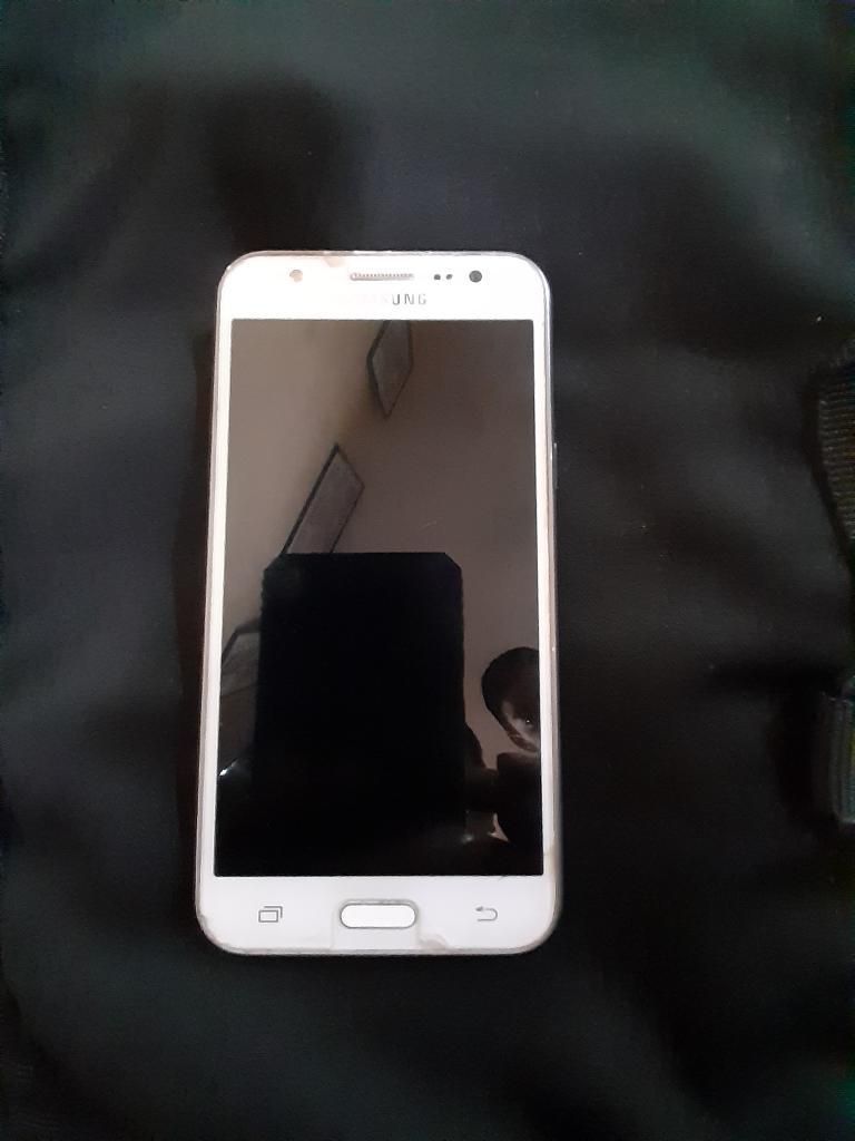 Samsung J5