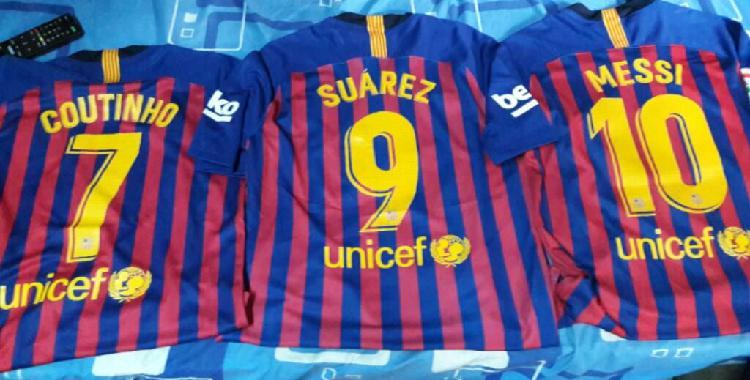 Camiseta Barcelona Messi Suarez Coutinho