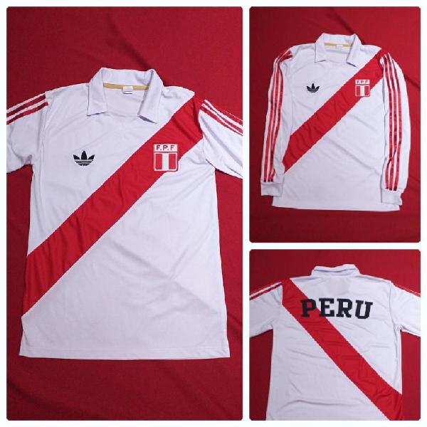 Camiseta Peru Retro Clasica Larga