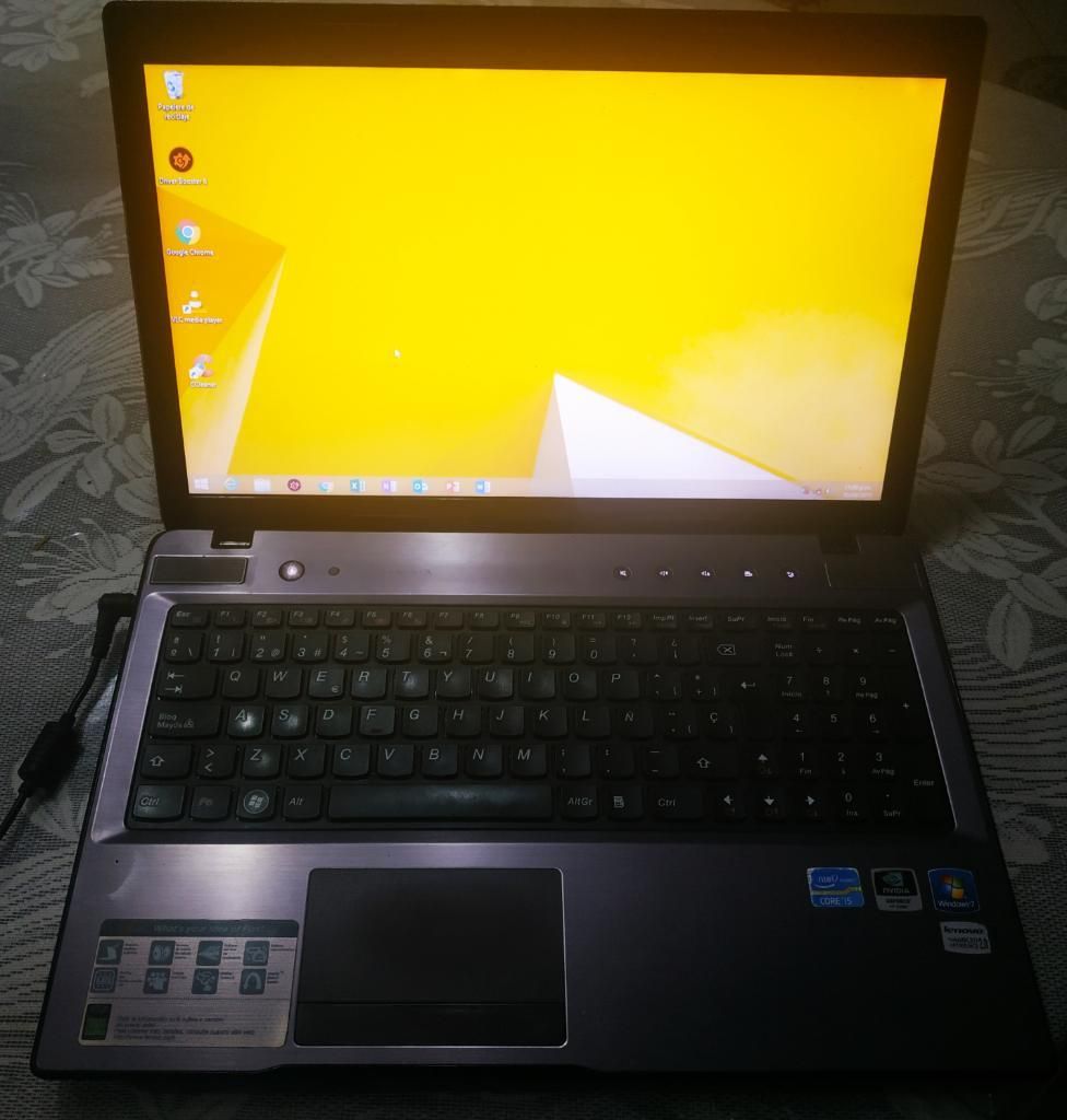 Laptop Lenovo I5 8gb 500gb 1gb Video