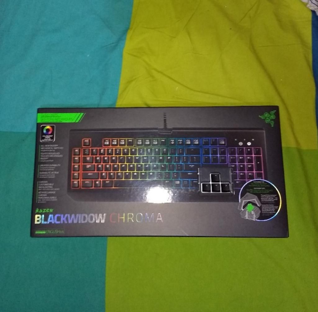 Teclado Razer Blackwidow Chroma Nuevo