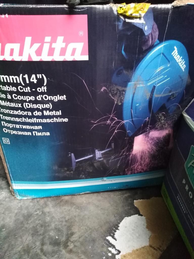 Vendo Maquina Tronzadora Makita