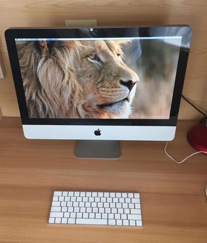 iMac 21.5'' Intel Core i5 MacOS