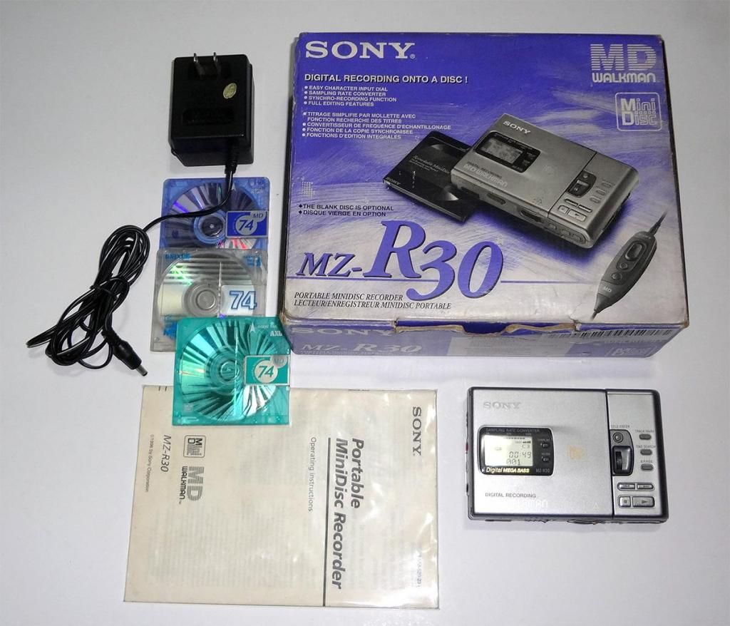 Reproductor Grabador Minidisc MD Sony MZ-R30 en buen estado,