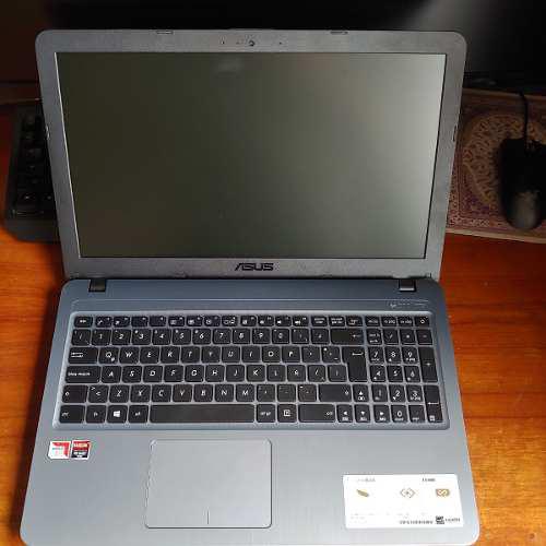 Laptop Asus X540b Core A9-9425p 3.1ghz| 04gb| 1tb| / Cambio