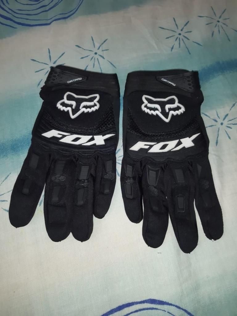 GUANTES FOX PARA MOTO O BICICLETA