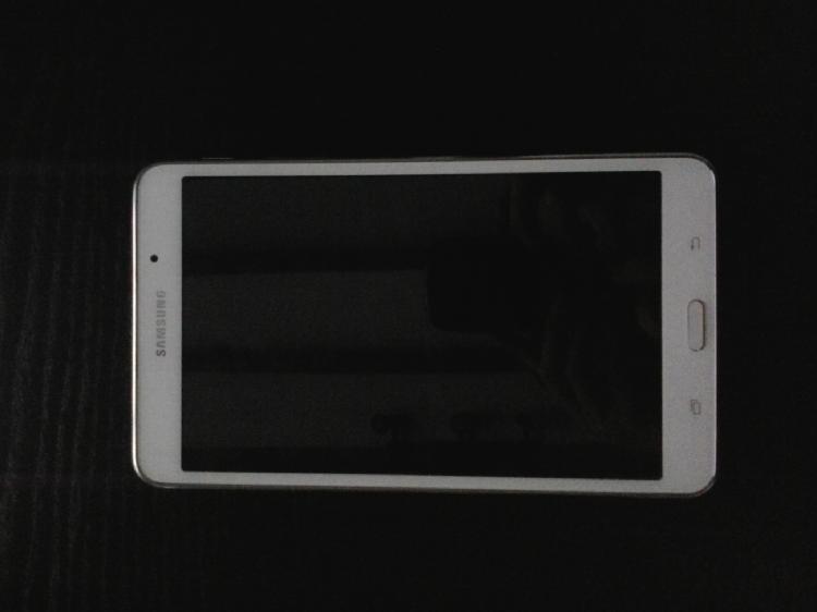 Tablet Samsung Galaxy Tab 4 Wifi 7 T230 8gb Blanco