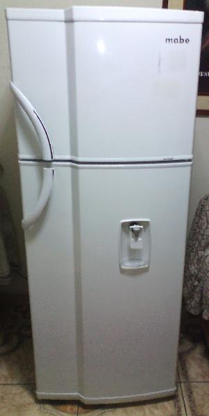 Vendo Refrigeradora Mabe No Frost seminueva