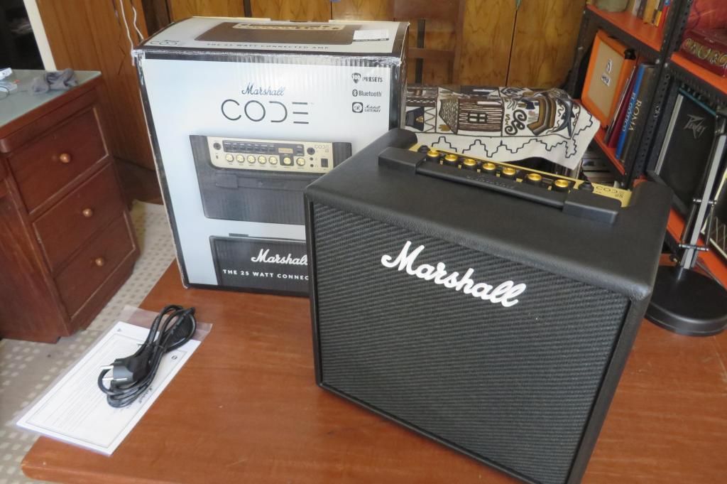 Amplificador para guitarra Marshall Code 25
