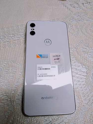 Celular Motorola Moto One