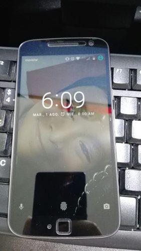Moto G4 Plus, Libre De Fabrica Y Seminuevo(2 Meses De Uso)