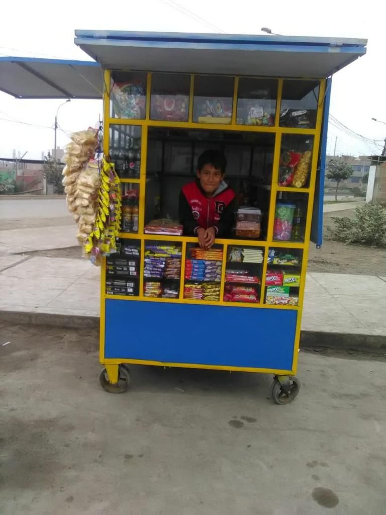 KIOSKO DE METAL PARA GOLOSINAS