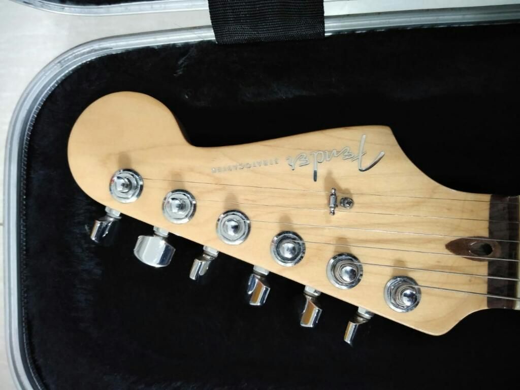 Vendo Mi Fender Stratocaster Americana