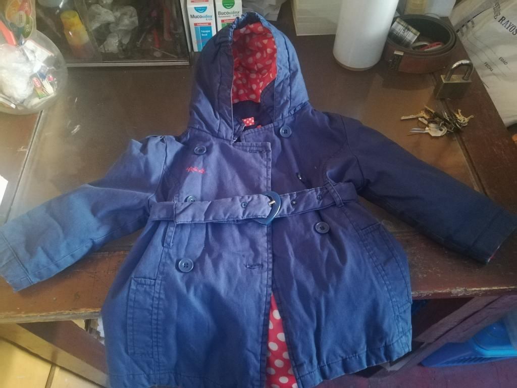 Abrigo Niña
