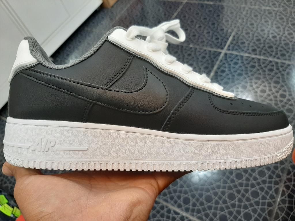 Remato Nike Air Force 1 T.42