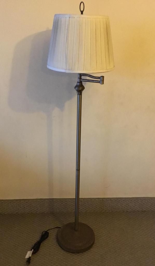 Ventilador / Lámpara de piso