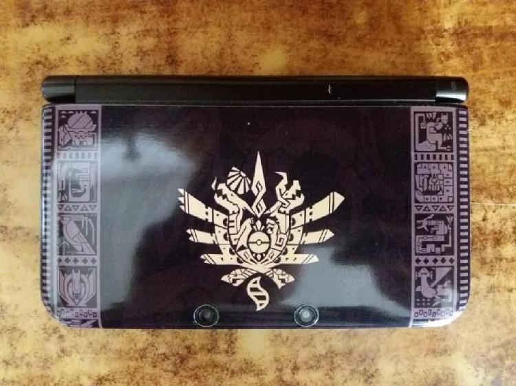 Nintendo 3DS XL Negro - Estado (9/10) Incluye Carcasa