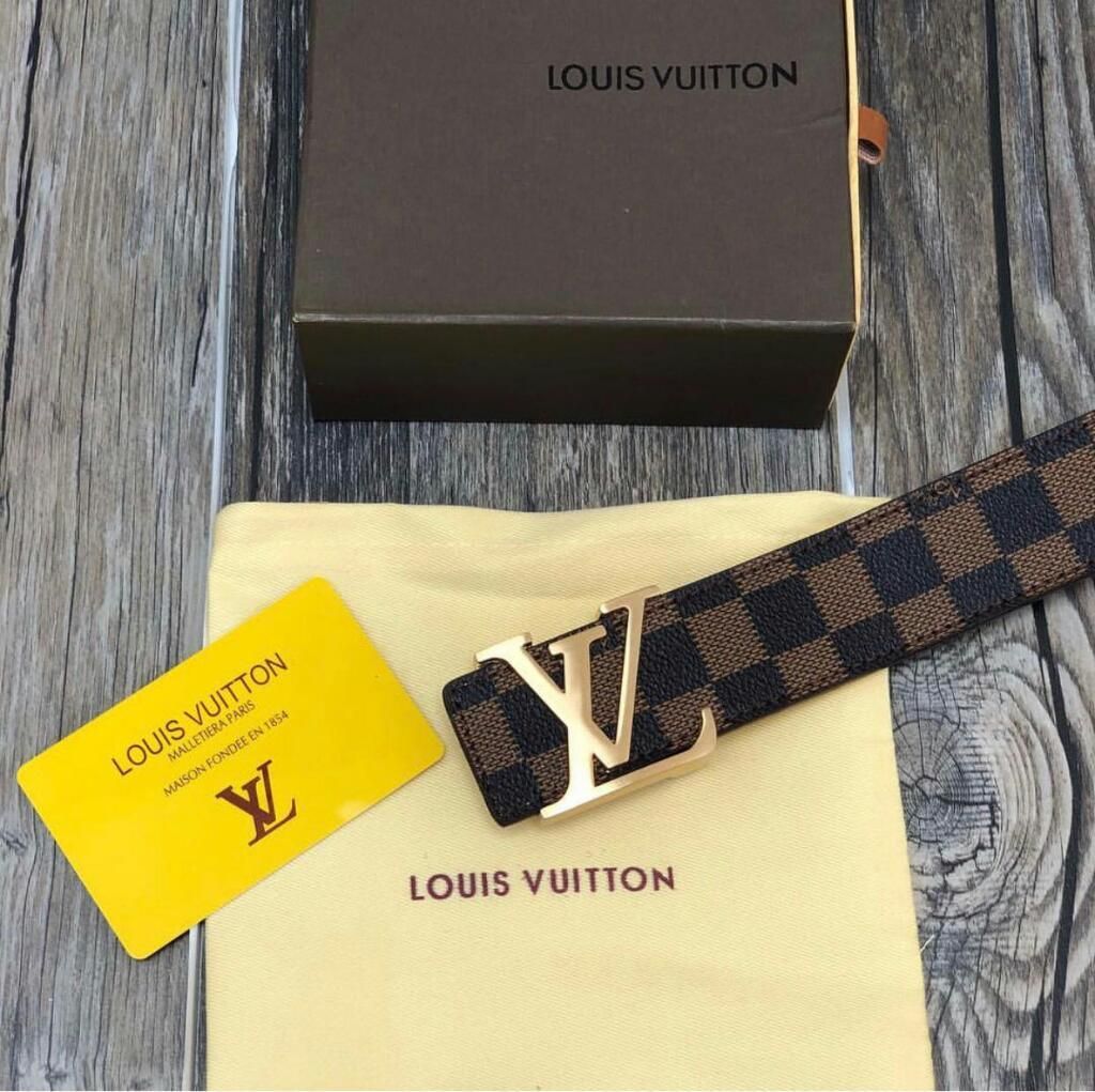 Correa Louis Vuitton