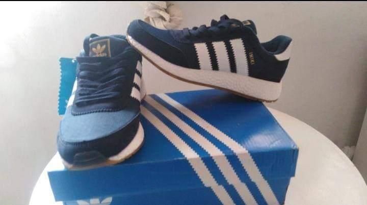 Zapatillas INIKI Adidas