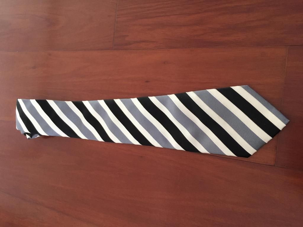 Corbata auténtica DONALD TRUMPH usada como nueva
