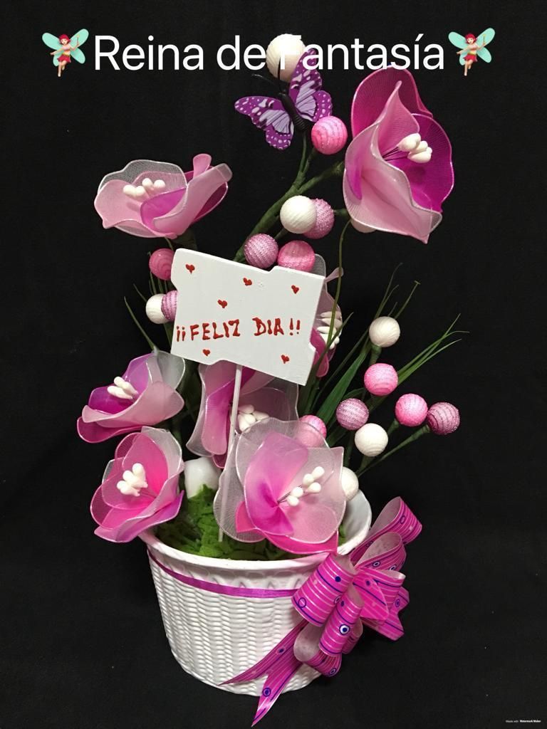 Arreglo floral en canasta para decoracion o regalo
